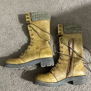 Stylish Tan Lace-Up Boots